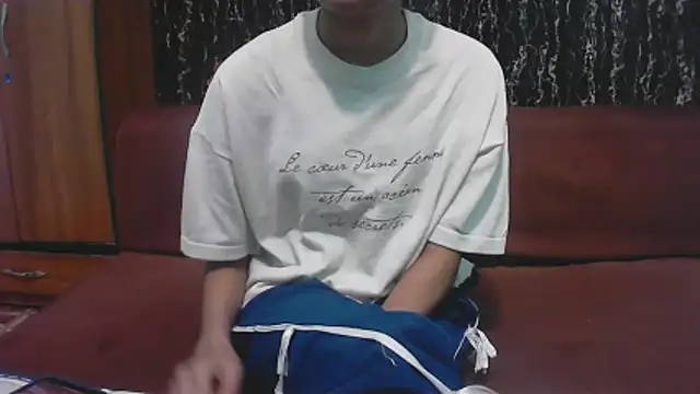 hello baby01 online show from April 18, 5:50 pm