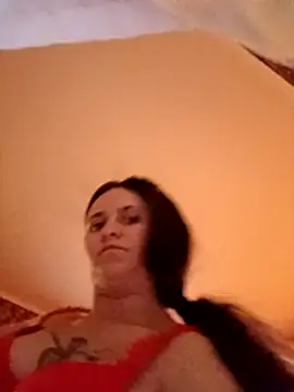 stropinela23 online show from February 8, 3:04 pm