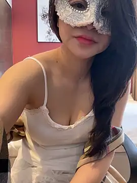 Queen-of-Love online show from January 7, 8:39 am