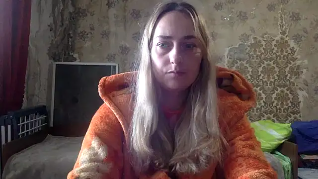 Snapshot of Vassila69 chatting on December 4, 8:34 am Vassila69 online show from December 4, 8:34 am