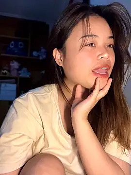 Toffee-00 online show from April 19, 8:57 am