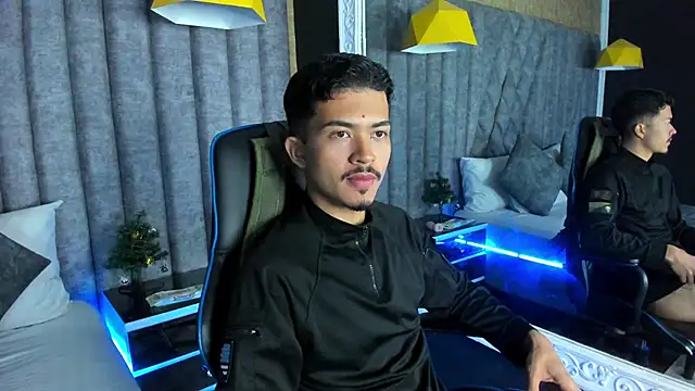 NicolaiKarav online show from December 21, 12:01 pm