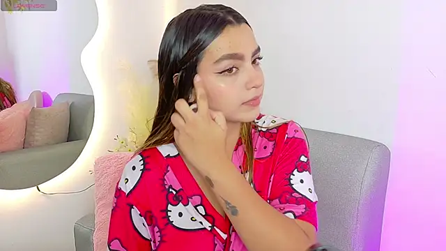 Snapshot of Ambar_Carter chatting on June 27, 7:19 pm Ambar Carter online show from June 27, 7:19 pm
