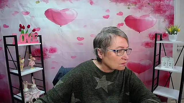 OlgaLuck online show from April 27, 5:27 am