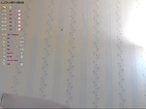 LustfulSarah online show from October 30, 5:13 pm