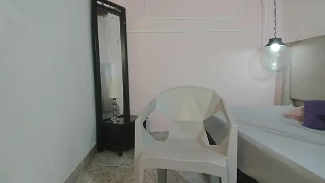 Izelevans online show from March 26, 11:49 am