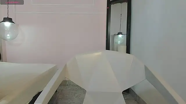 Izelevans online show from April 15, 10:55 am