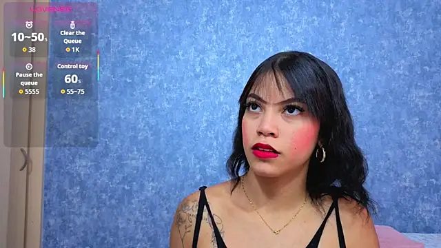 Malia fox online show from April 19, 5:45 pm