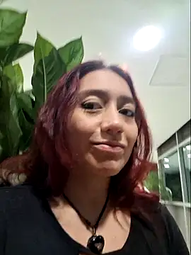 Eveeelyn25 online show from April 3, 12:19 am