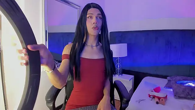 Snapshot of CleoColliva_ chatting on November 28, 4:04 am CleoColliva online show from November 28, 4:04 am