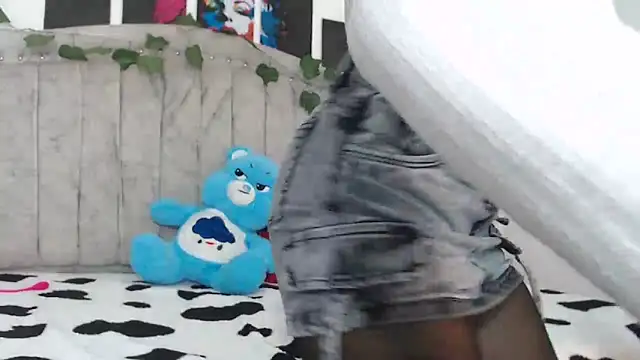 Tinyy Star online show from March 7, 5:21 pm