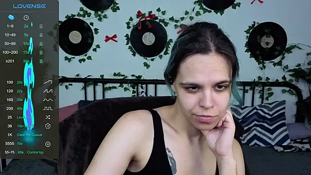 Snapshot of LiraBelle chatting on July 10, 3:11 am LiraBelle online show from July 10, 3:11 am