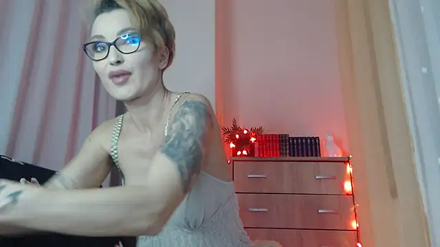 JADAPink    online show from April 8, 8:09 pm