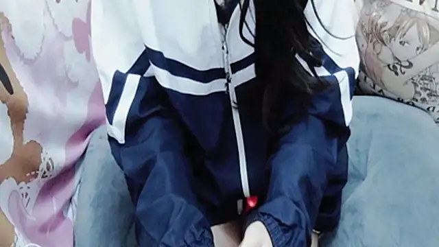 Snapshot of Alice-Hot88 chatting on January 16, 12:53 pm Alice-Hot88 online show from January 16, 12:53 pm