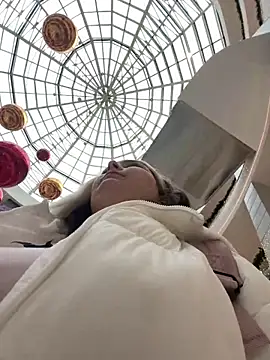 KateBurlesk online show from December 15, 9:13 am