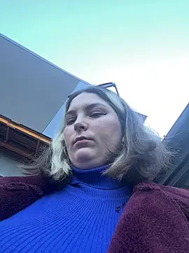 KateBurlesk online show from February 20, 9:10 am