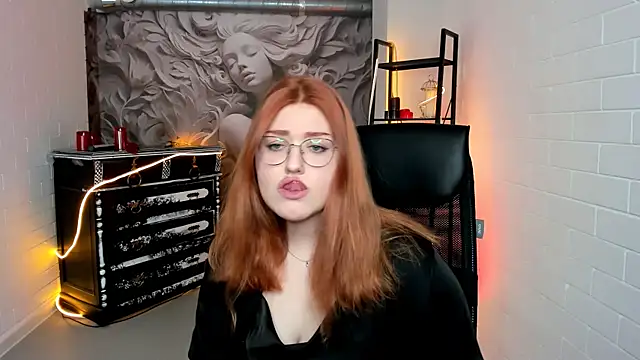 Snapshot of StaceyJensen chatting on November 22, 2:49 pm StaceyJensen online show from November 22, 2:49 pm