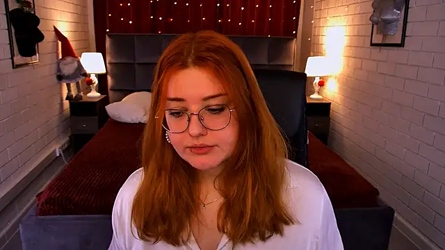 StaceyJensen online show from February 7, 9:24 am