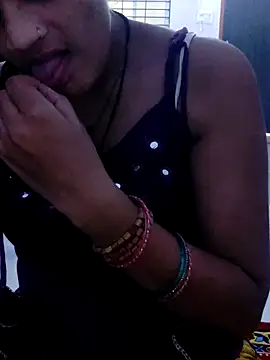 Snapshot of Hot_hania chatting on November 25, 8:25 am Hot hania online show from November 25, 8:25 am