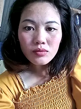 Snapshot of lynae-0 chatting on November 24, 6:46 am lynae-0 online show from November 24, 6:46 am