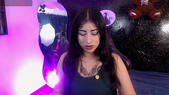 dulcinea77gp online show from April 21, 3:46 am