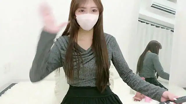 alicechan v online show from May 20, 9:48 am