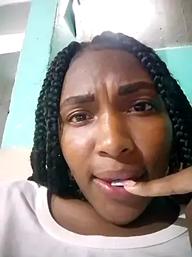 Snapshot of KiaracCastilo chatting on November 29, 2:58 am KiaracCastilo online show from November 29, 2:58 am