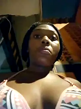 Snapshot of KiaracCastilo chatting on December 2, 5:13 am KiaracCastilo online show from December 2, 5:13 am