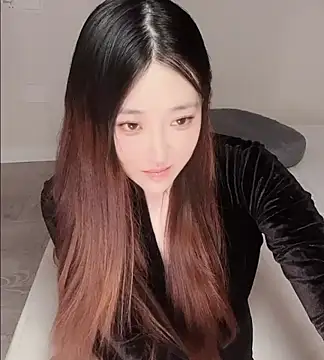 clara-cc online show from February 13, 2:46 pm