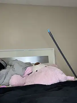 Kiki hammyy online show from April 17, 8:34 pm