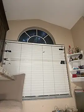 Kiki hammyy online show from April 29, 12:16 am