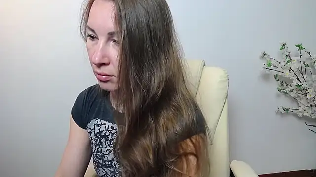 Brandy Gem online show from April 22, 7:44 am