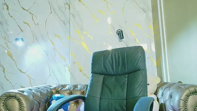 Cloe16  online show from January 12, 3:45 am