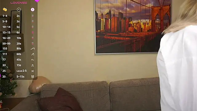 ToyaPletz online show from February 21, 6:09 pm