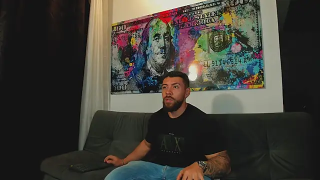 Snapshot of owen_seth1 chatting on December 13, 11:32 pm owen seth1 online show from December 13, 11:32 pm