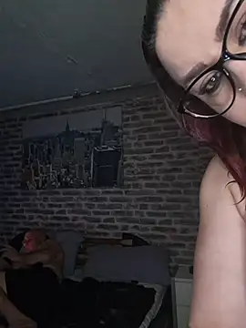 Snapshot of SquirtPassion1995 chatting on March 21, 10:57 pm SquirtPassion1995 online show from March 21, 10:57 pm