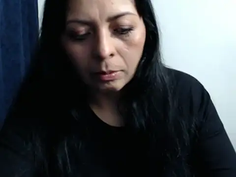 Snapshot of Paolahotty chatting on November 30, 3:32 am Paolahotty online show from November 30, 3:32 am