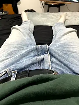 Snapshot of Daisuke_01 chatting on November 29, 10:24 pm Daisuke 01 online show from November 29, 10:24 pm