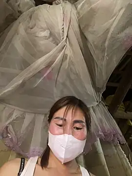 meganmeo online show from April 20, 6:49 am