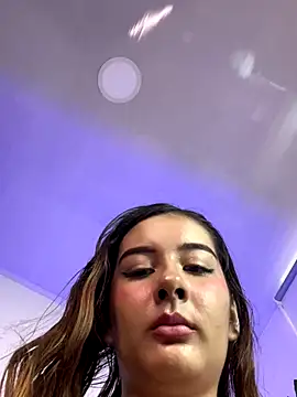 Snapshot of Allana_Rousse chatting on December 1, 11:59 am Allana Rousse online show from December 1, 11:59 am