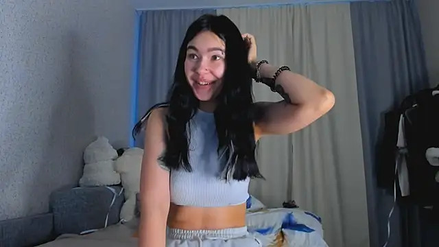 SakuraVibe online show from December 20, 3:13 am