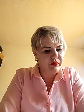 LushLoveee online show from March 4, 1:50 pm