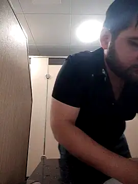 Koma001 online show from November 28, 5:43 am