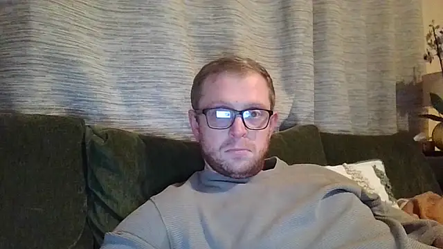 Snapshot of randomgin chatting on December 22, 6:38 pm randomgin online show from December 22, 6:38 pm