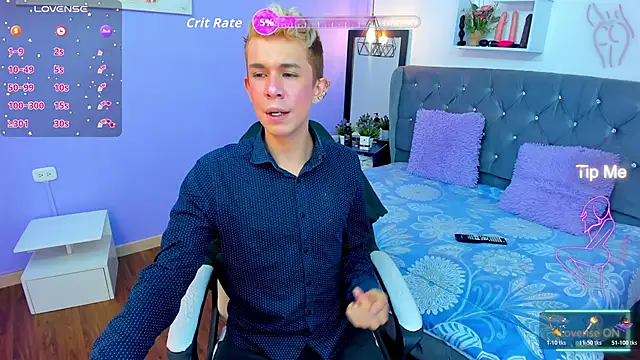 Juaan Diick online show from December 3, 2:04 pm