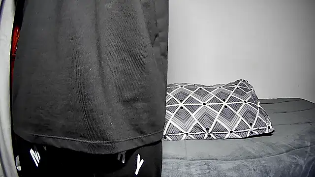 HouseOfHeat online show from February 23, 4:37 pm