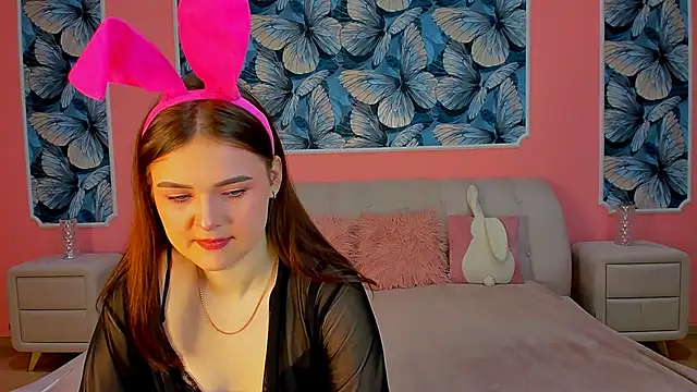 Snapshot of GLORIA_BLOOM chatting on December 13, 8:47 pm GLORIA BLOOM online show from December 13, 8:47 pm