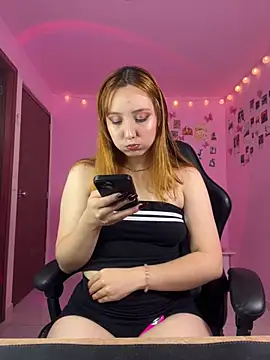 Davne  online show from April 18, 9:59 pm