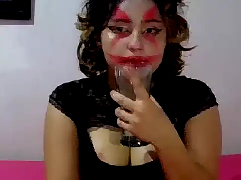 Snapshot of alisson_indraa chatting on December 1, 5:18 pm alisson indraa online show from December 1, 5:18 pm