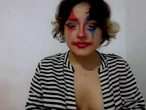 Snapshot of alisson_indraa chatting on December 4, 5:06 am alisson indraa online show from December 4, 5:06 am